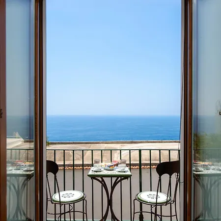 Casa Rispoli プライアーノ